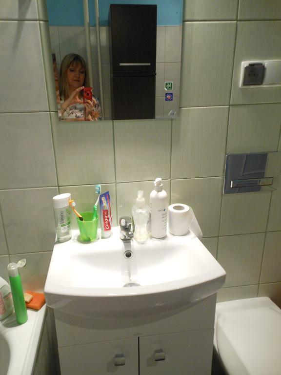 Ferienwohnung Apartament Obroncow Wybrzeza Danzig Zimmer foto